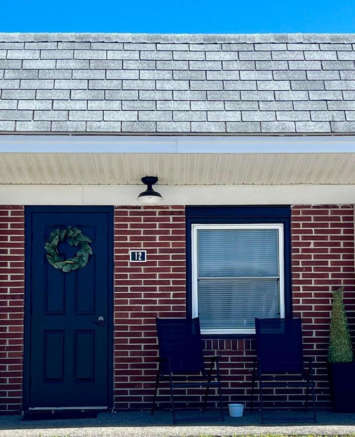 Lincoln House Motel Bagian luar foto