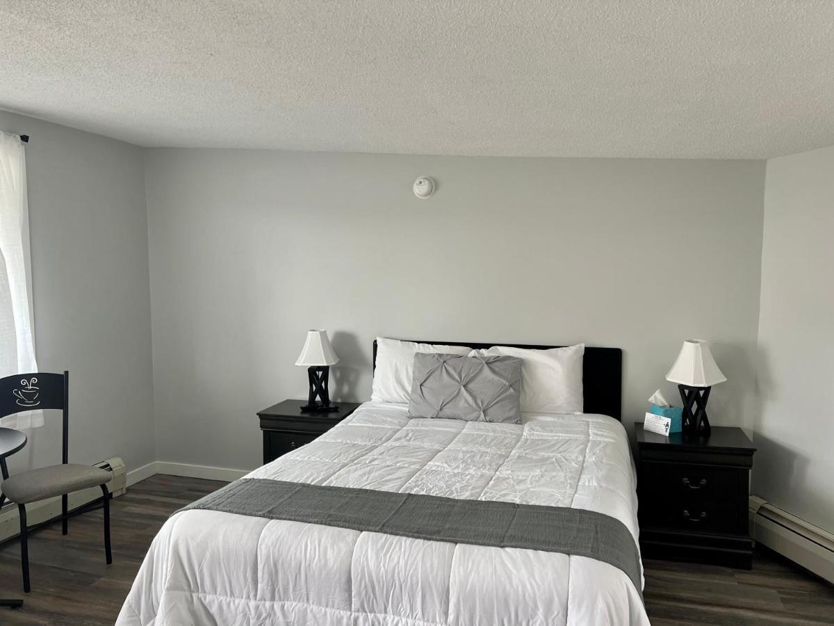 Lincoln House Motel Bagian luar foto