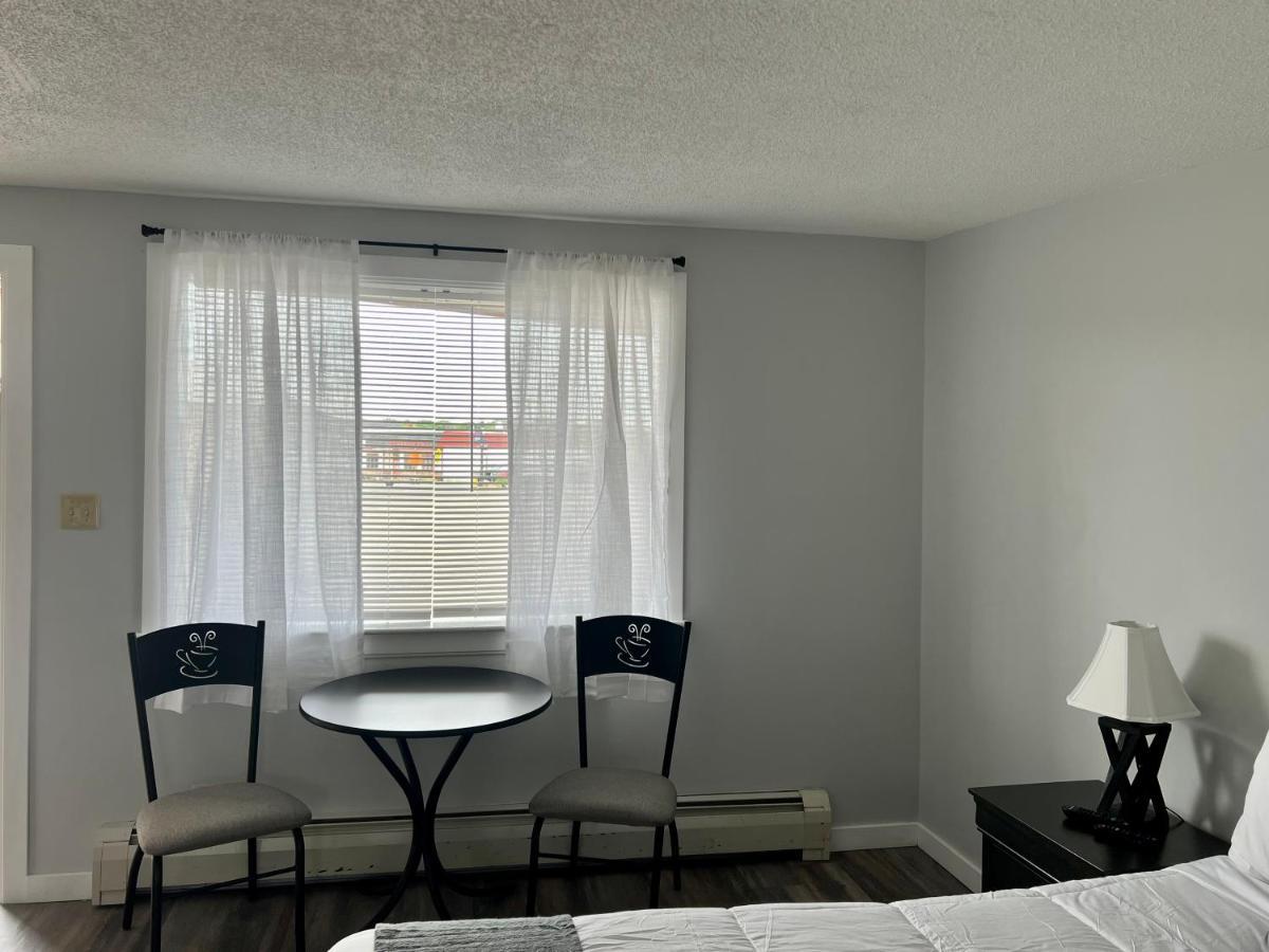 Lincoln House Motel Bagian luar foto